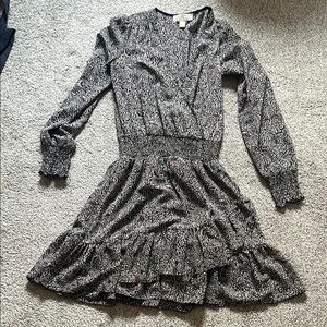 MICHAEL Michael Kors Black and White V-neck Mini Dress